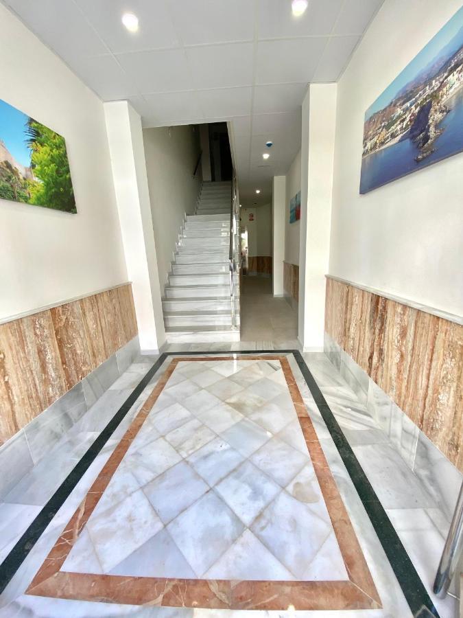 Apartamentos Turisticos Victoria Almunecar Exterior photo